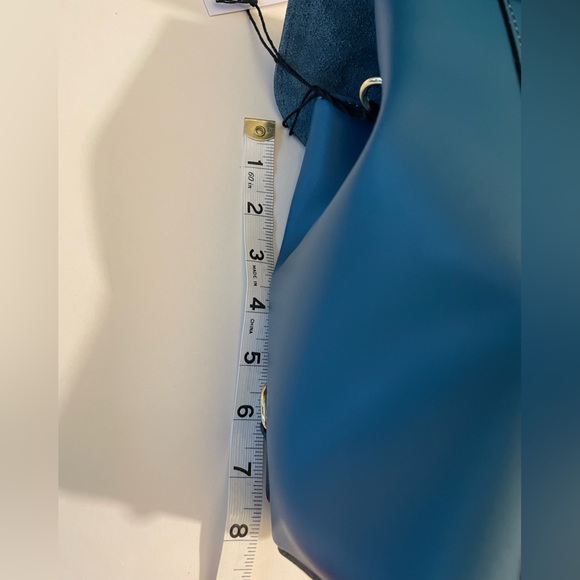 Viola Castellani New Leather Crossbody Satchel convertible Bag backpack - Picture 9 of 9